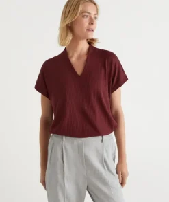 Plisse V Neck Top<Sussan Clearance
