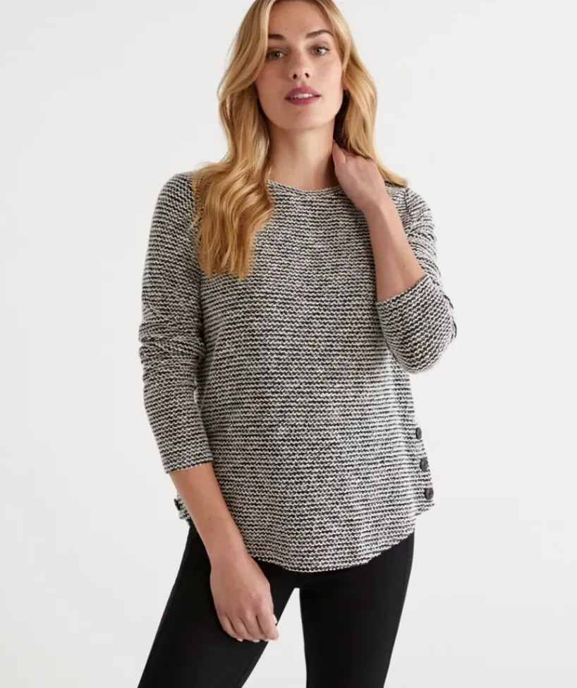 Side Button Textured Top<Sussan Best