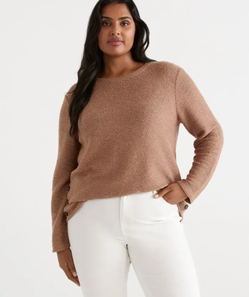 Side Button Textured Top<Sussan