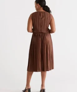 Soft Pleat Dress<Sussan Hot