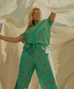 Strawberry Relaxed Pyjama Set<Sussan Hot