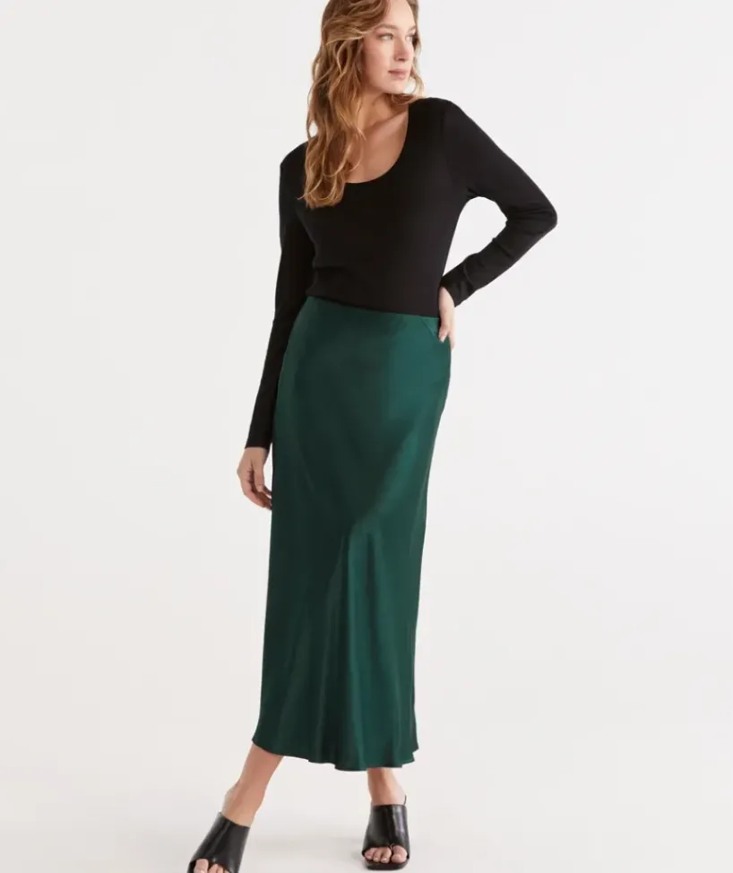 Winter Satin Slip Skirt<Sussan Best