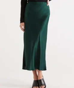 Winter Satin Slip Skirt<Sussan Best
